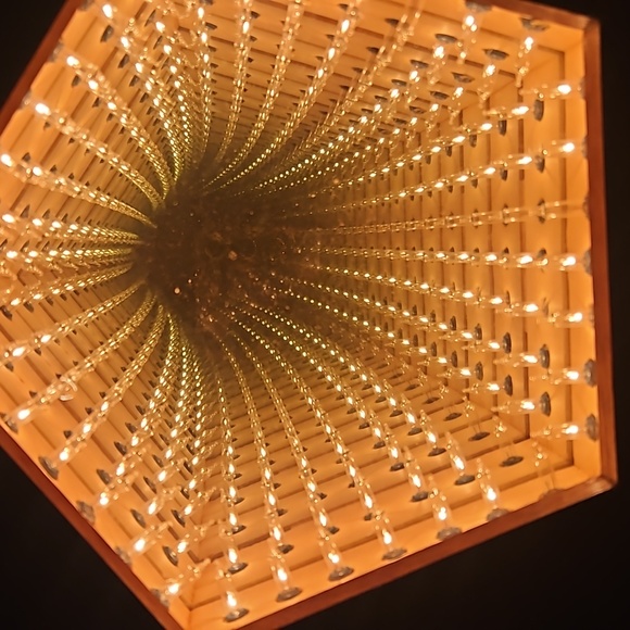 Infinity Mirror Vintage Imagine Retro Light Box Mirror DISCO Square Box La - Picture 2 of 8